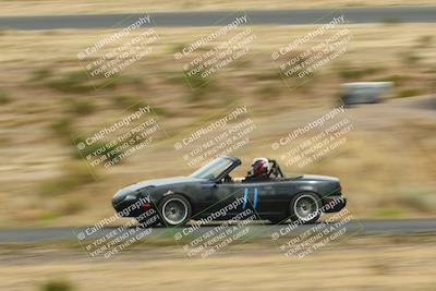 media/Jun-01-2025-CalClub SCCA (Sun) [[eae223c5dd]]/Group 1/Track Event 6/